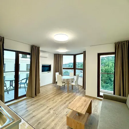 Апартхотел Cabacum Pleasure Beachfront - 50m To And Pool Варна