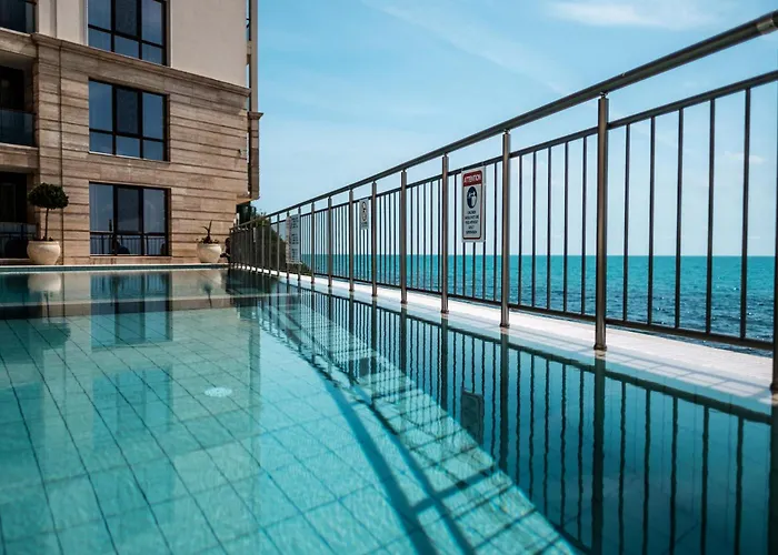 Apart Otel Cabacum Pleasure Beachfront 3*