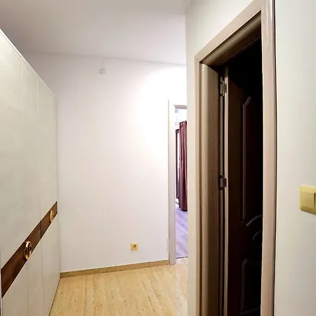 Cabacum Pleasure Beachfront - 50m To And Pool 3* 바르나