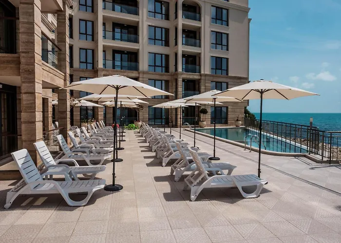 Cabacum Pleasure Beachfront 公寓式酒店 瓦爾納