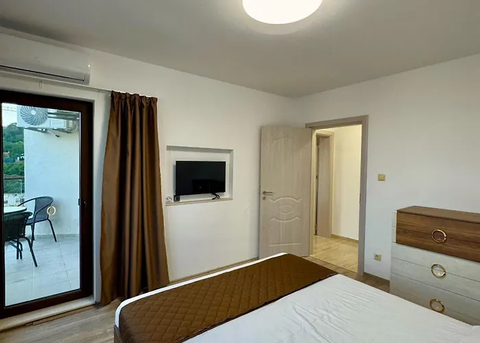 Cabacum Pleasure Beachfront 公寓式酒店 瓦爾納